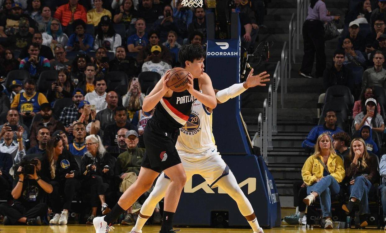 爱游戏官网赛前萨克拉门托国王调整名单以备英超；篮板制胜环节打磨；管理层满意；团队化学反应显著的简单介绍