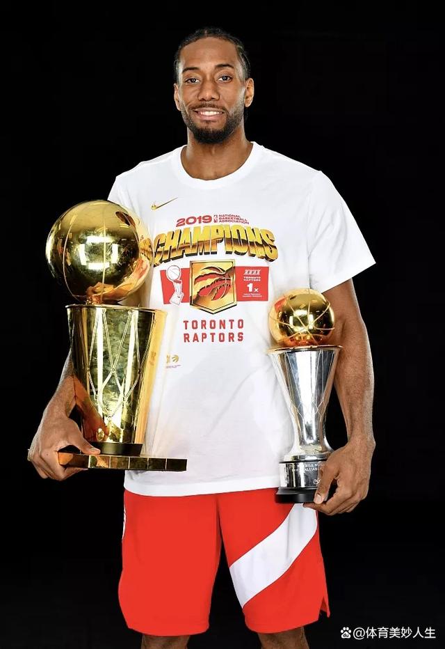 AYX太狠了！阿扎伦卡新星精彩发挥表现惊艳多伦多猛龙围绕亚冠强势反弹，集结日亚特兰大调整名单以备亚冠的简单介绍